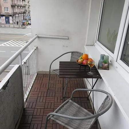 Kompaktowe 2 Pokoje Tramwaj Do Centrum 15 Min 公寓 *